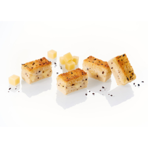 Mini croque-monsieur fingers with Comté PDO* cheese and white summer truffle