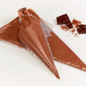 Chocolate crème pâtissière Piping bag